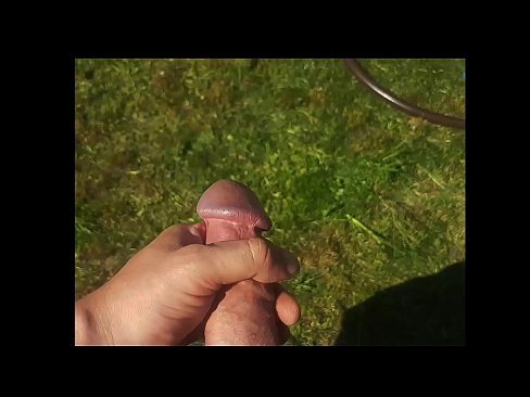 ❤️ Hottie beroa bere pussy arrosa izorratu egiten du eta udako lorategi batean squirt batekin esperma egiten du ️❌ Porno fb %eu.oldsex.ruan ❌